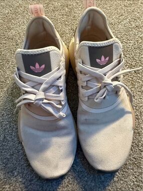 adidas Women’s Pale Pink Canvas Sneakers with Trefoil